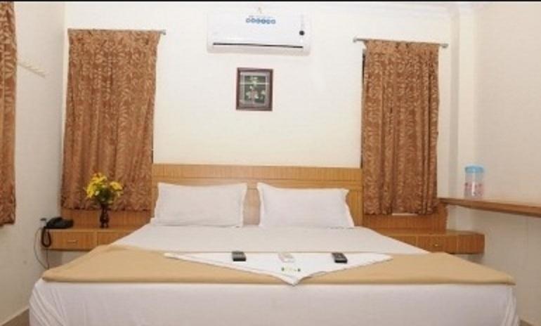 Sakthi Park Inn Chennai Exterior foto