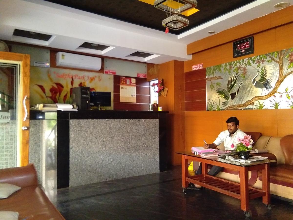 Sakthi Park Inn Chennai Exterior foto
